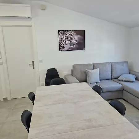 Holidays House